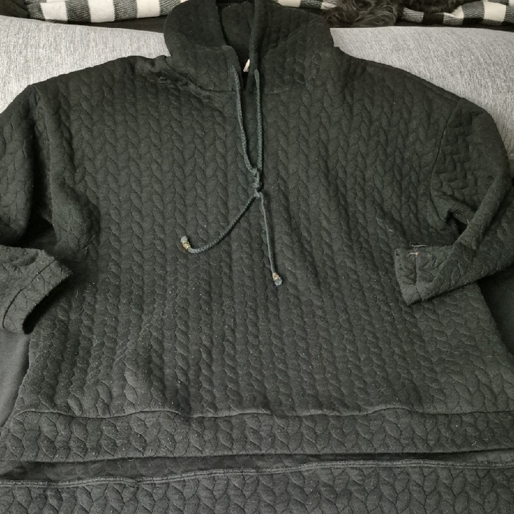 Women's Black Quilted Hoodie